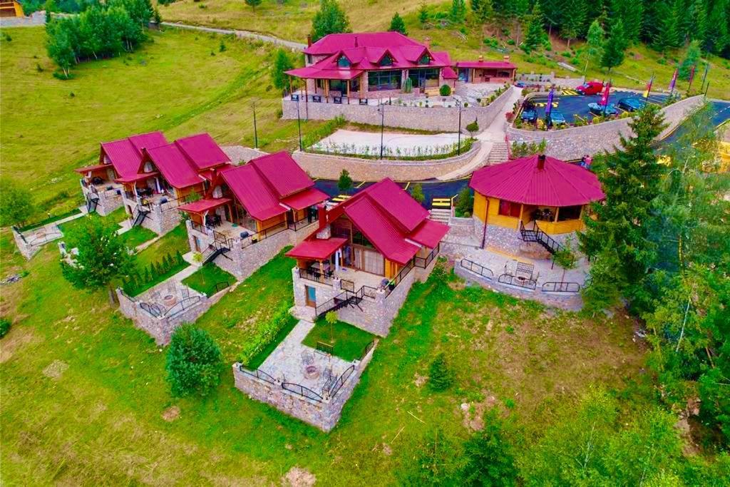 Malesia Eko Resort Peć Zewnętrze zdjęcie