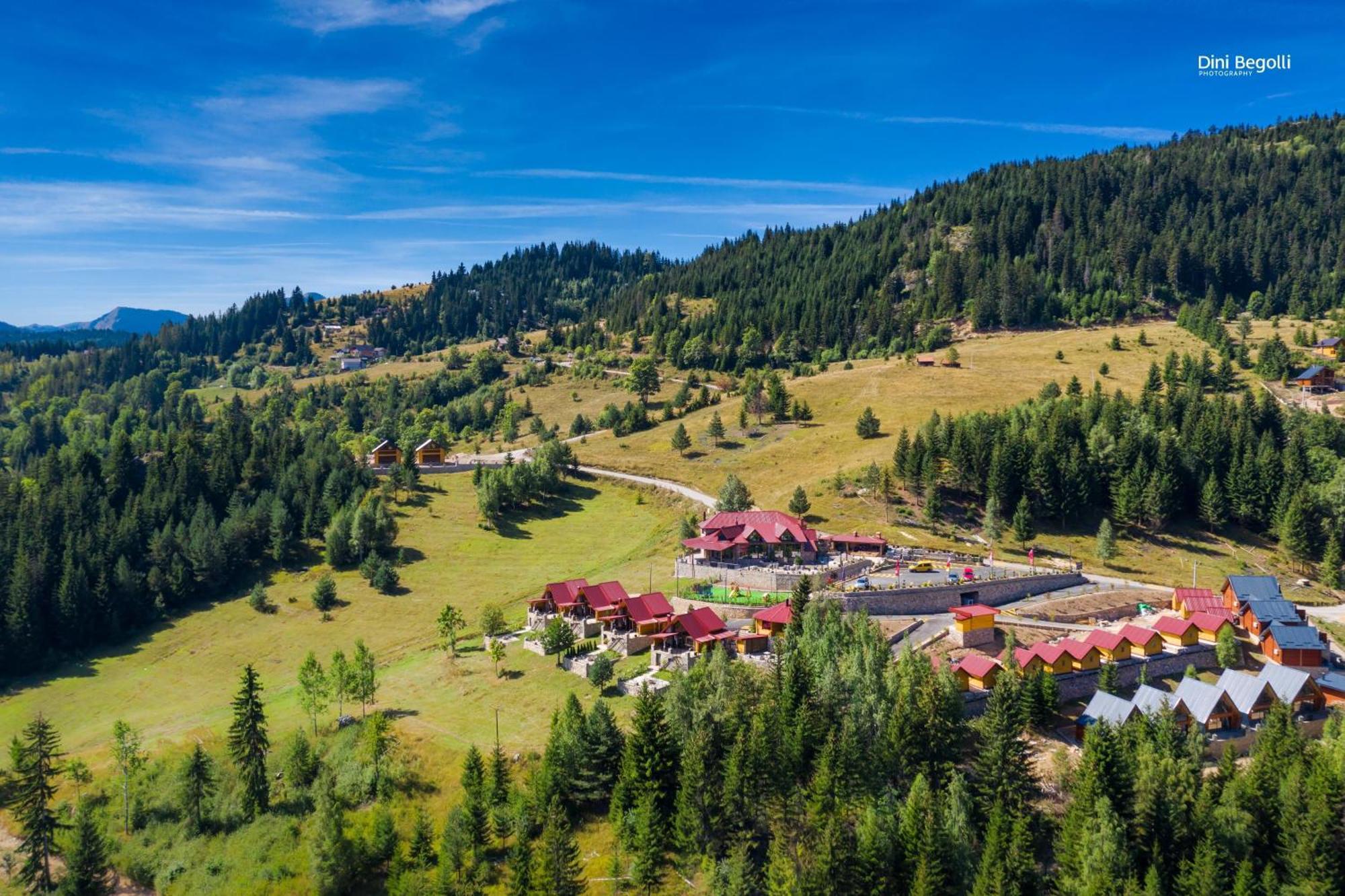 Malesia Eko Resort Peć Zewnętrze zdjęcie